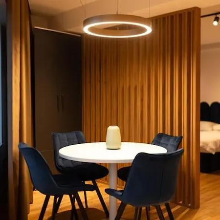 קלוז'-נאפוקה Nest Inn Azure Apartment מראה חיצוני תמונה