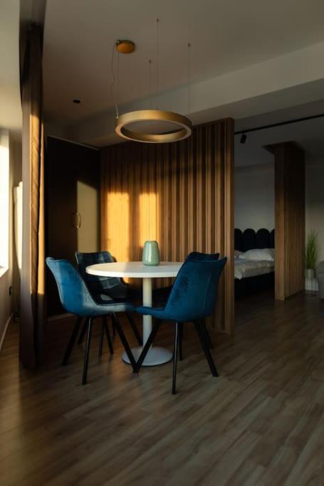 Nest Azure קלוז'-נאפוקה